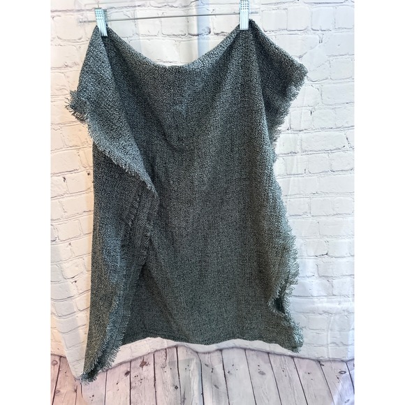 OLD NAVY Fringed INFINITY SCARF Gray‎ - Picture 1 of 4